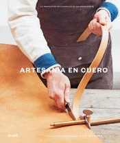 ARTESANA EN CUERO